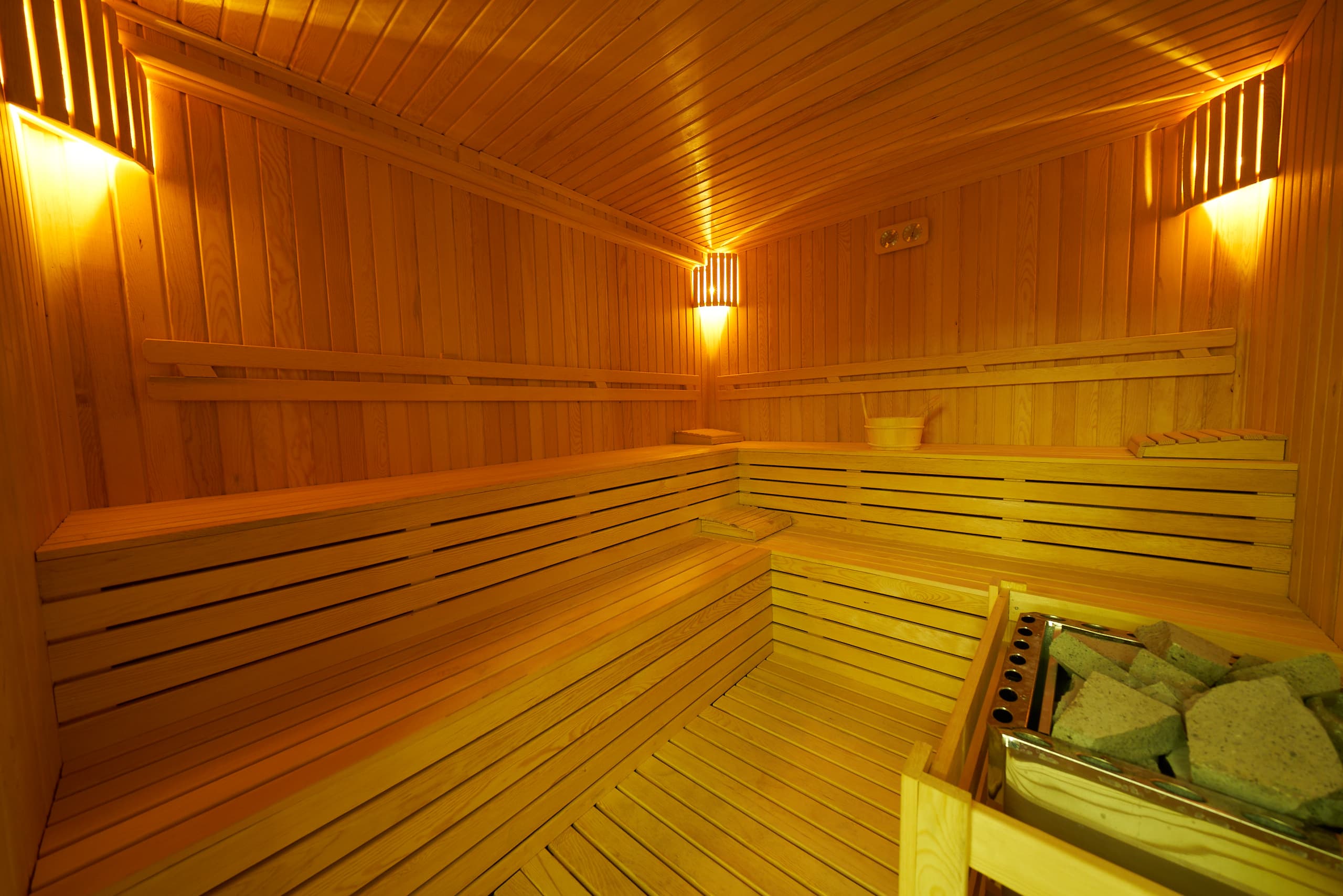 Radisson Individuals Nova Vista Deluxe Suites Hotel-4