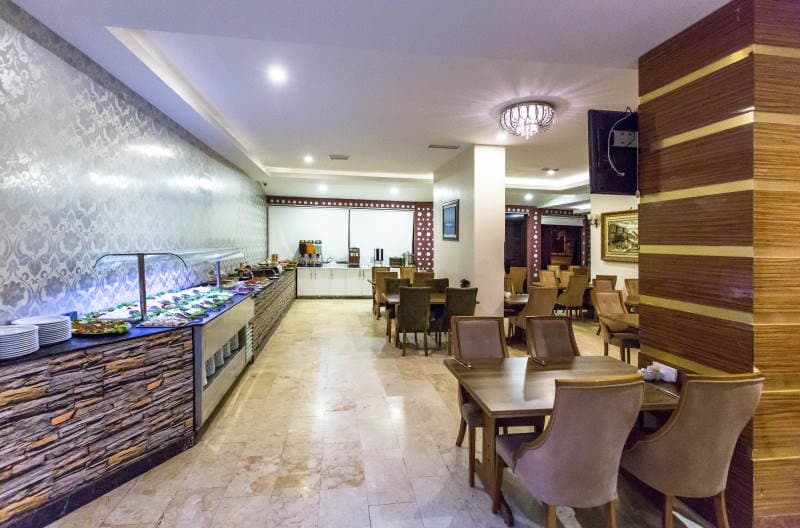 Formback Thermal Hotel-8