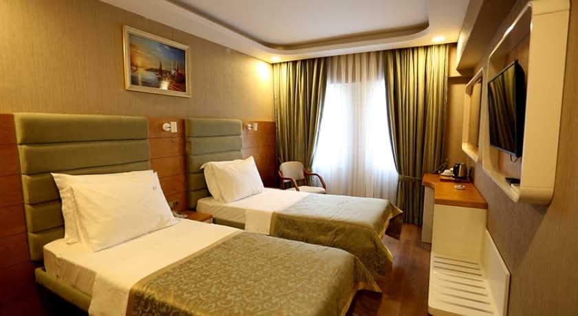 Life Corner Hotel-16