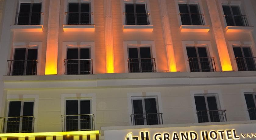 Grand Hotel Van-21