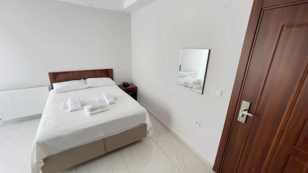 The Lavington Hotel-31