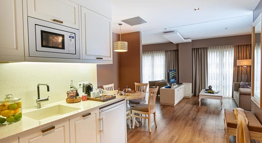 Renata Suites Boutique Hotel-6