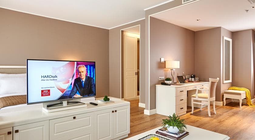 Renata Suites Boutique Hotel-10