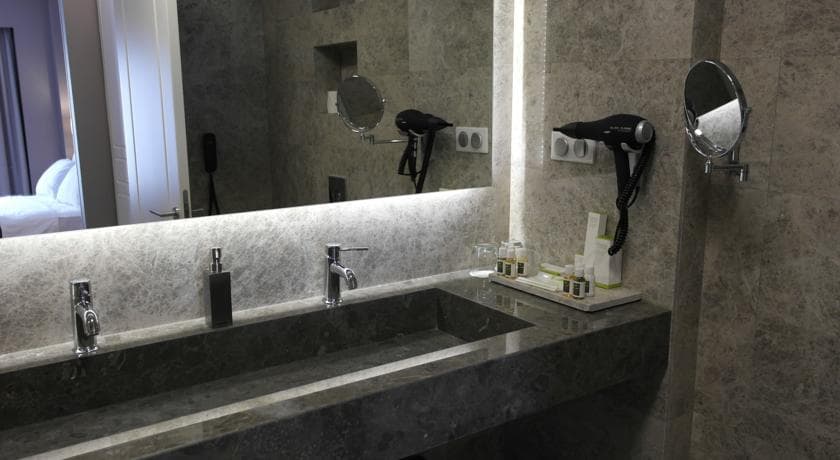 Renata Suites Boutique Hotel-24