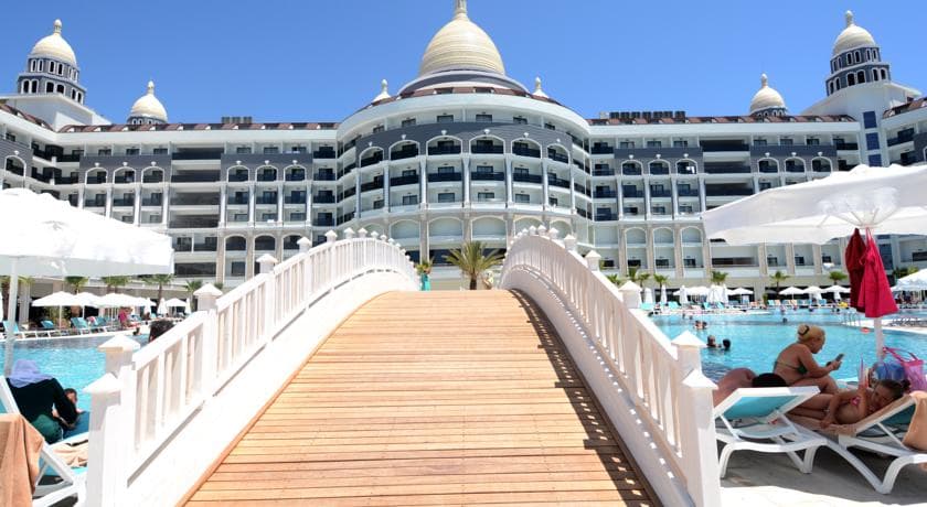 Diamond Premium Hotel-11