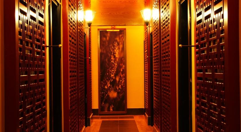 Diamond Premium Hotel-18