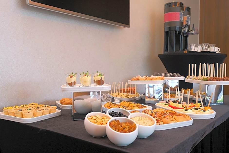 Hampton By Hilton Samsun-7