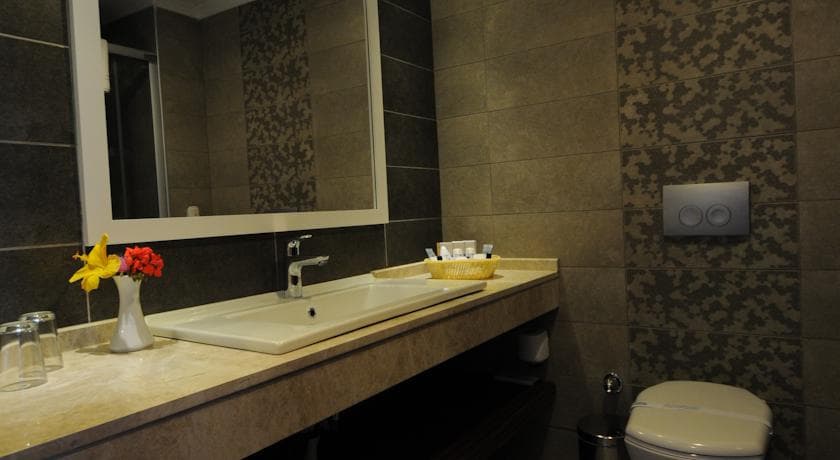 Palm Wings Beach Resort Spa Kuşadası-11