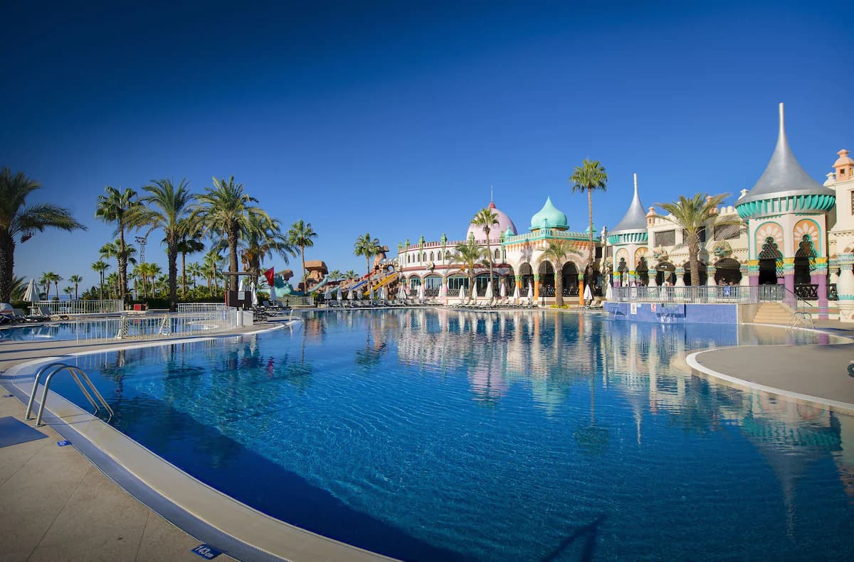 Kamelya Aishen K Club-14