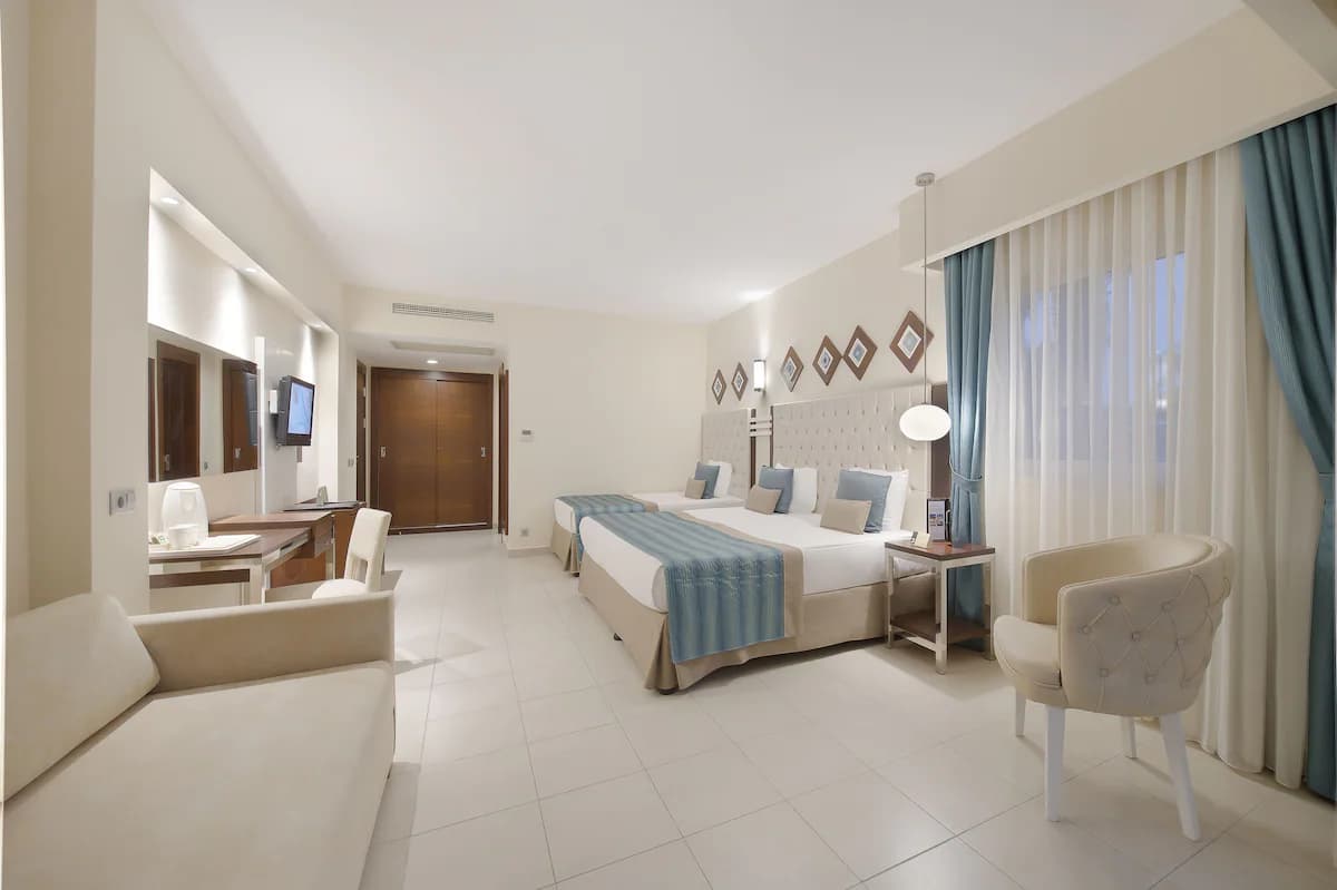 Kamelya Aishen K Club-resim-7