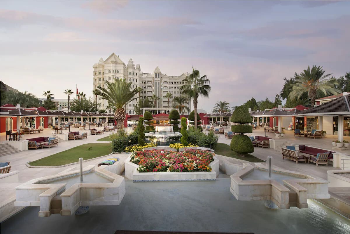 Kamelya Aishen K Club-17