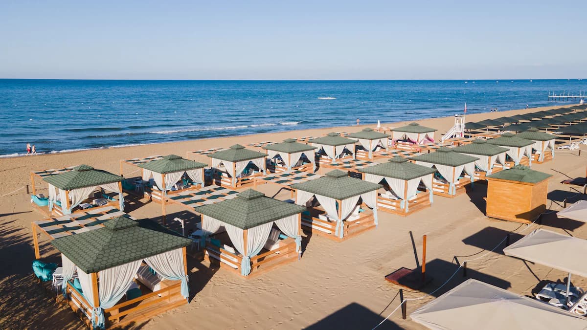 Kamelya Aishen K Club-16