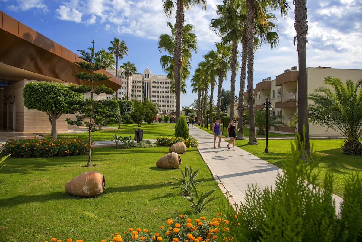 Kamelya Aishen K Club-26