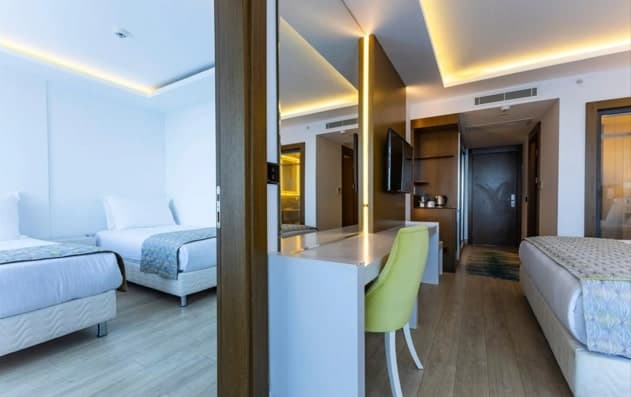 The Nowness Luxury Hotel & Spa +16-21