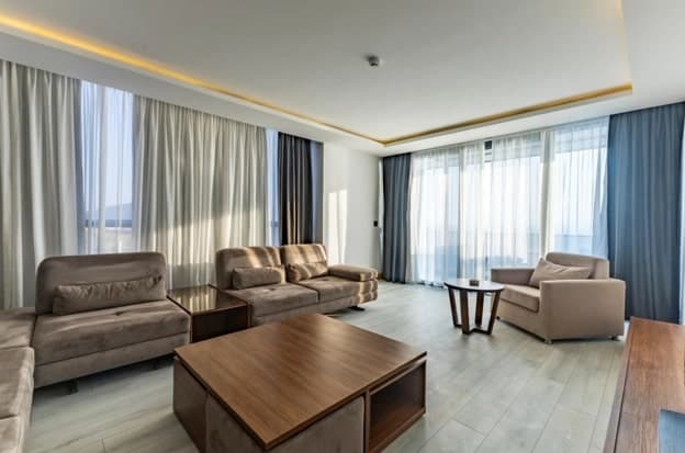 The Nowness Luxury Hotel & Spa +16-24