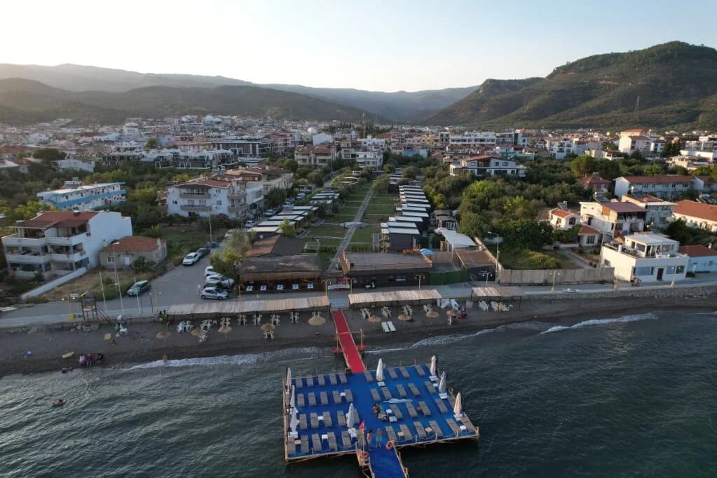 Gargaron Beach Hotel-3