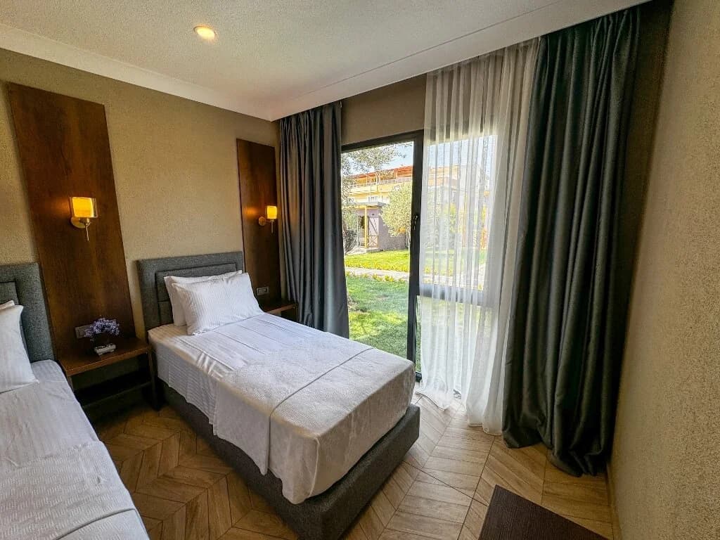 Gargaron Beach Hotel-17