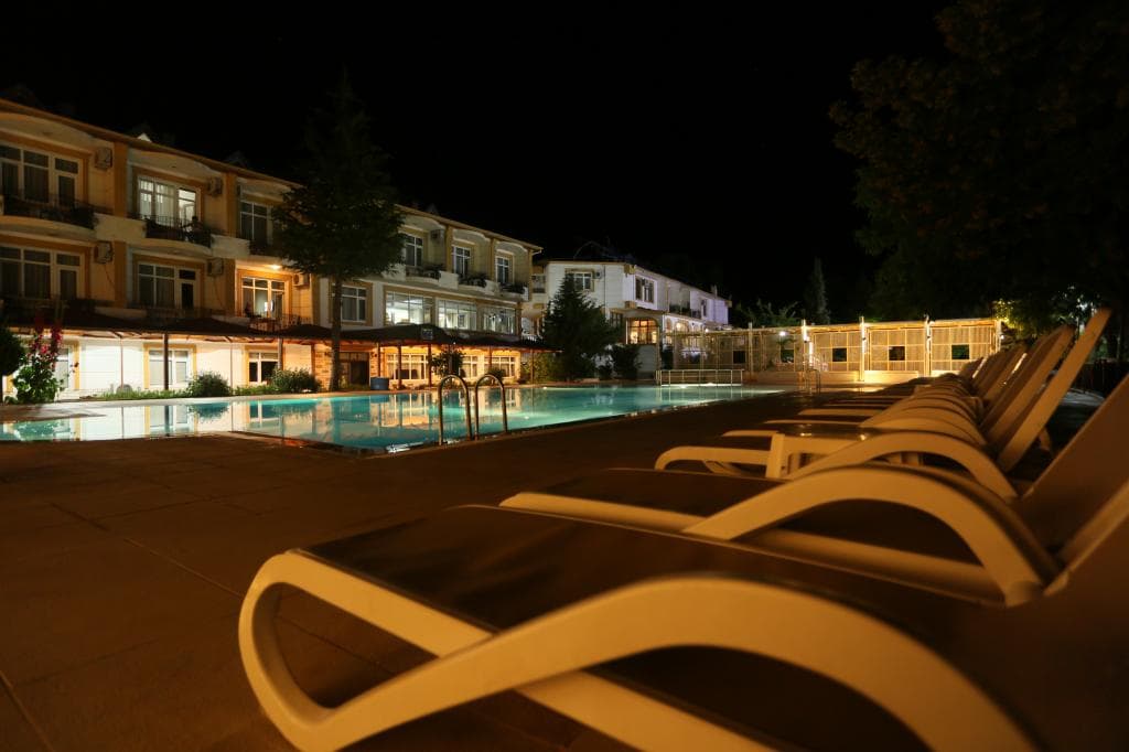 Elazığ Mavi Göl Otel-17