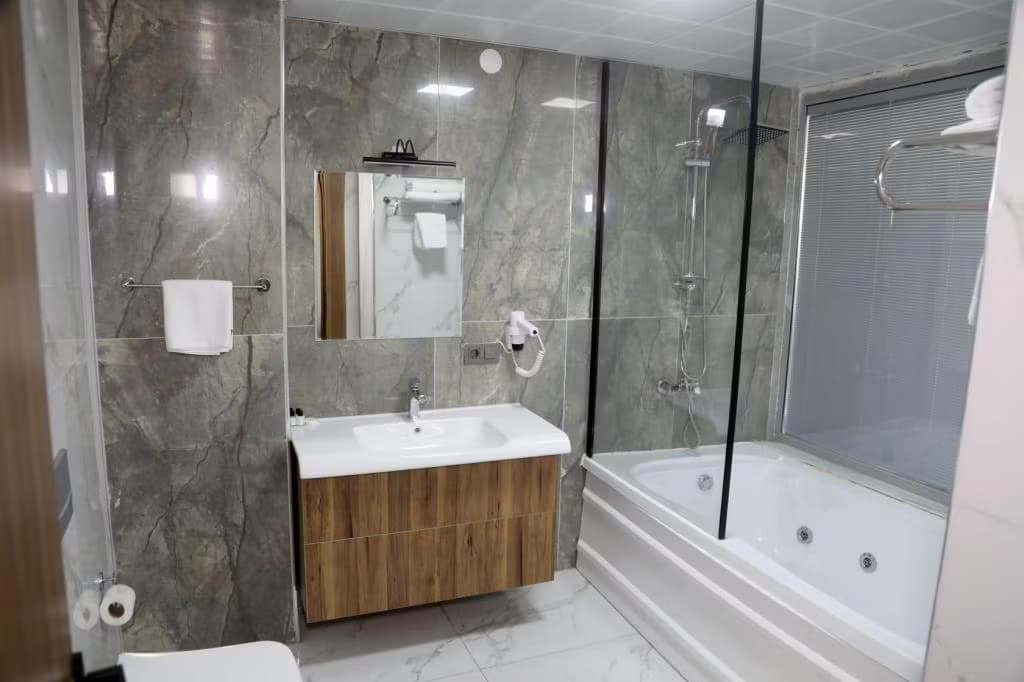 The Skylind Hotel-18