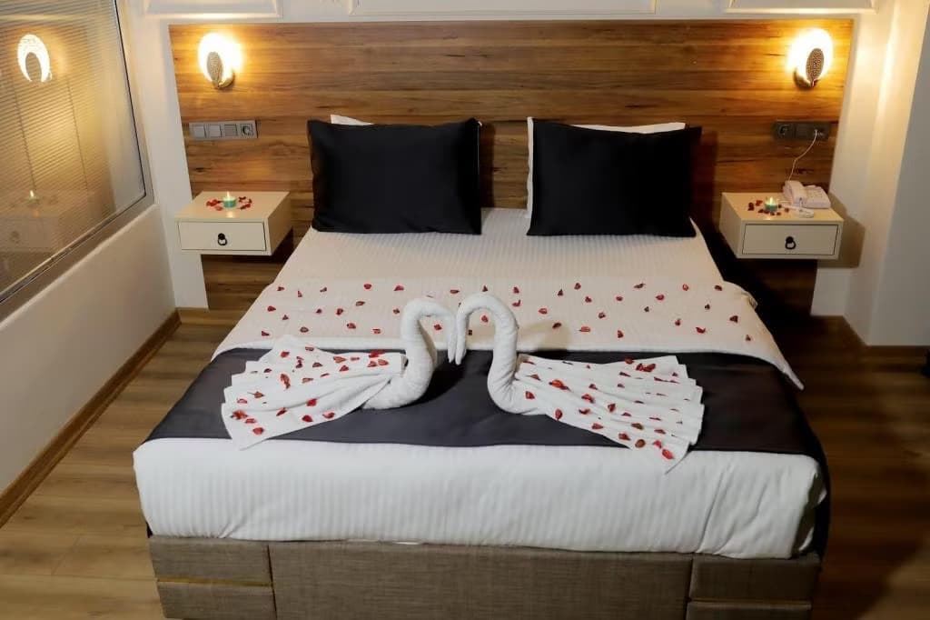 The Skylind Hotel-14