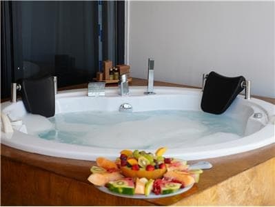 Vice City Beach Otel-39