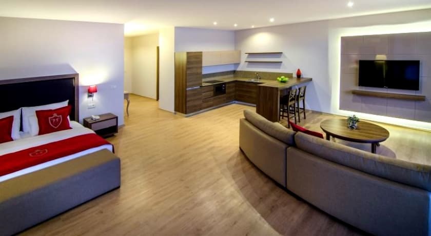 Ladies Beach Suit Hotel-17