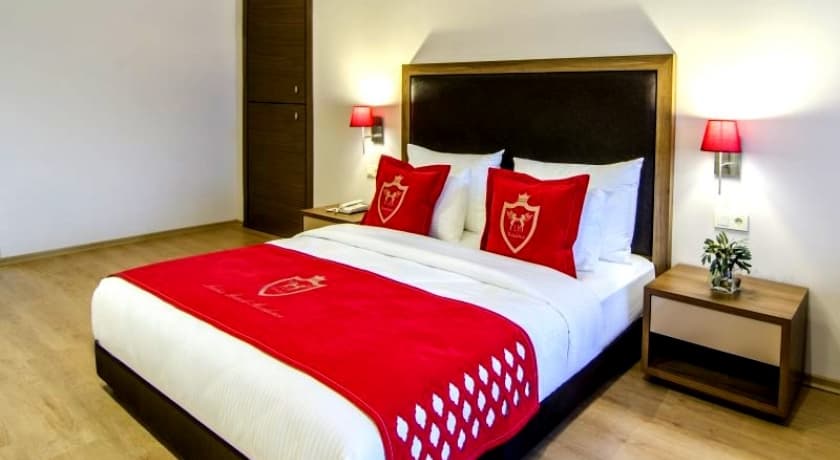 Ladies Beach Suit Hotel-15