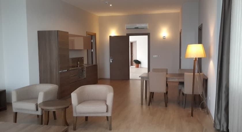 Ladies Beach Suit Hotel-28