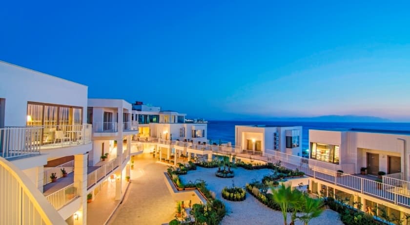 Ladies Beach Suit Hotel-7