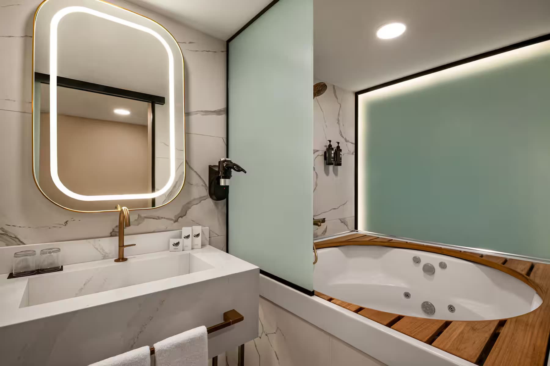 Boreas Hotel Trademark Collection By Wyndham-resim-6