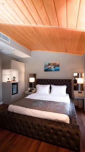 Homey Airport Hotel-12