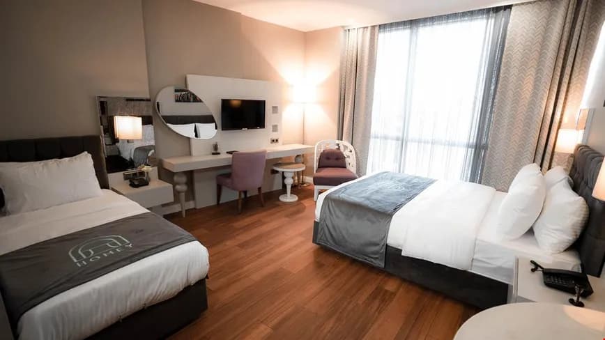 Homey Airport Hotel-1