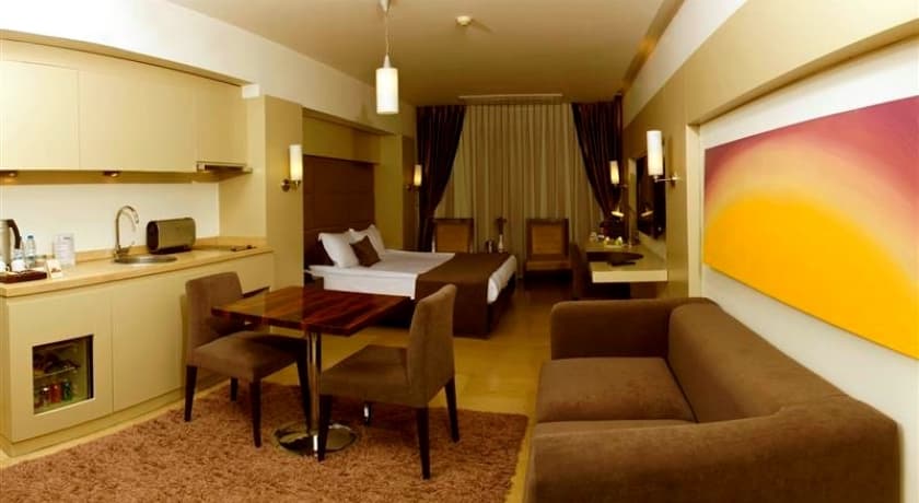 My Hotel Alsancak-12