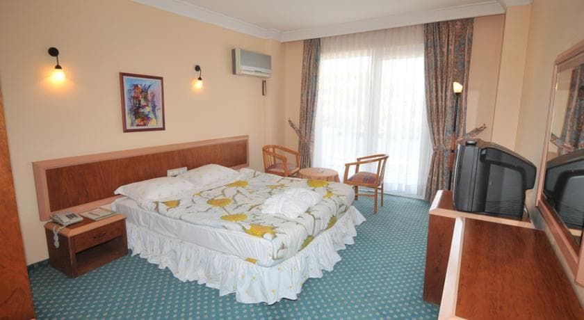 Villa Lycus Hotel-16