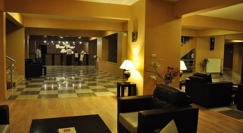 Grand Çınar Hotel-13