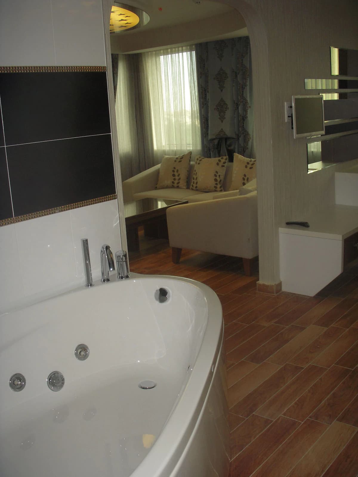 Edis Premier Hotel-29