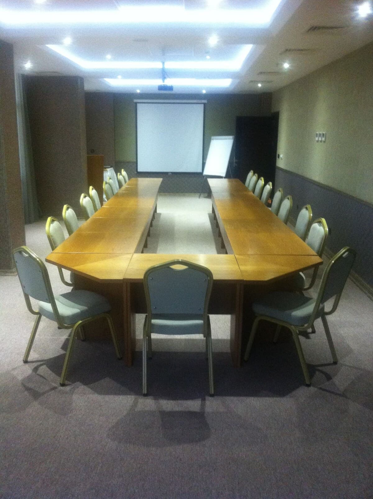 Edis Premier Hotel-5