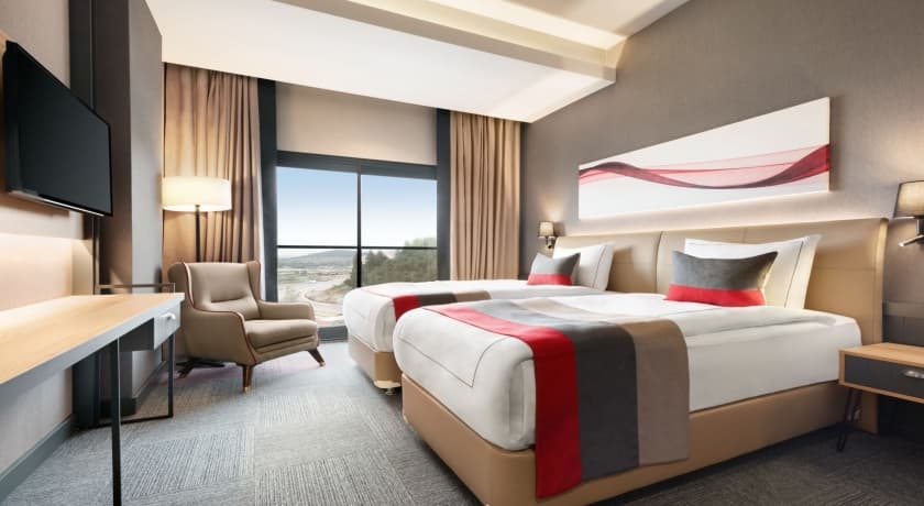 Ramada by Wyndham Tire-21