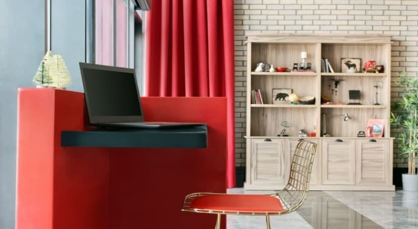 Ramada by Wyndham Tire-24