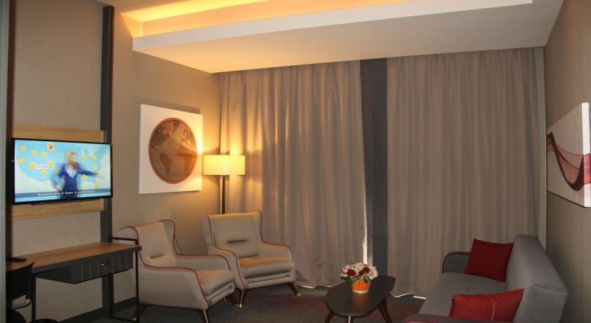 Ramada by Wyndham Tire-18