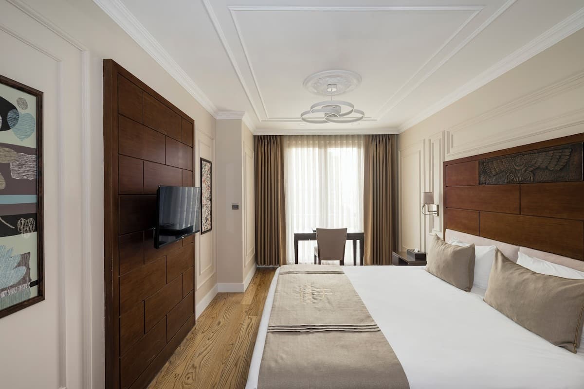 Continental Hotel Pera-25