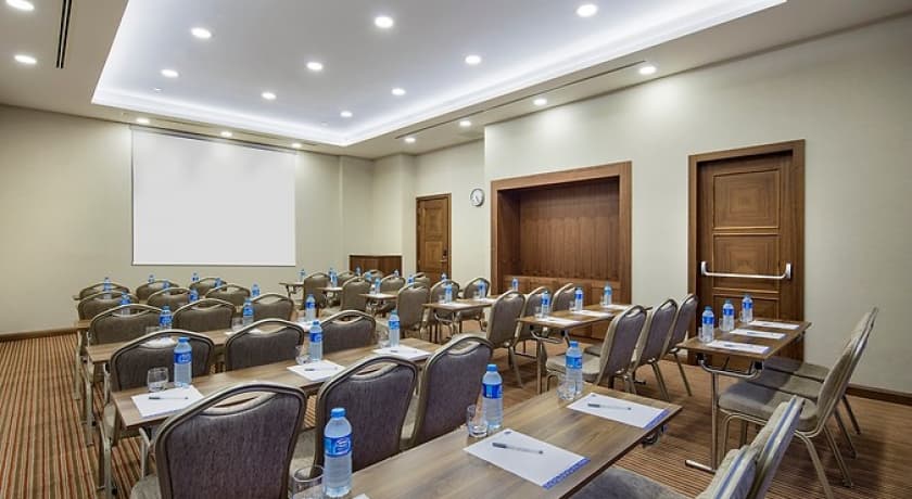 Hampton by Hilton İstanbul Ataköy-5