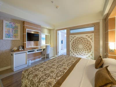 Crystal Sunset Pearl Collection-26