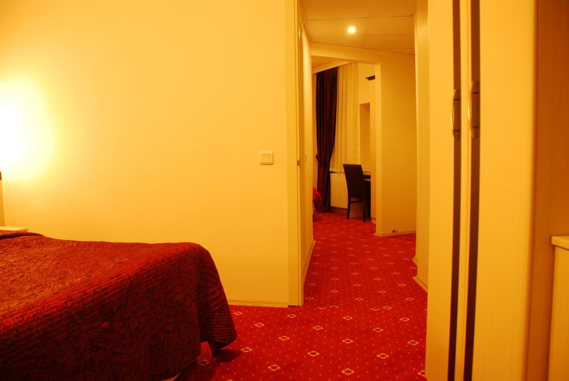 Otel Bossinop-12