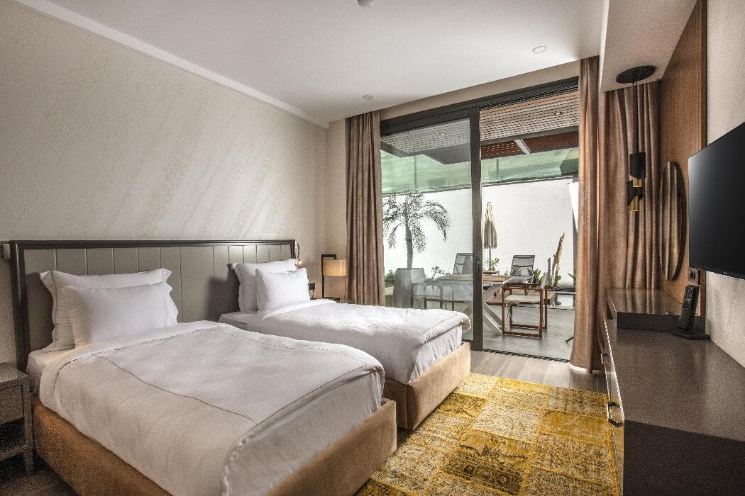 Unique Life Style Otel-14