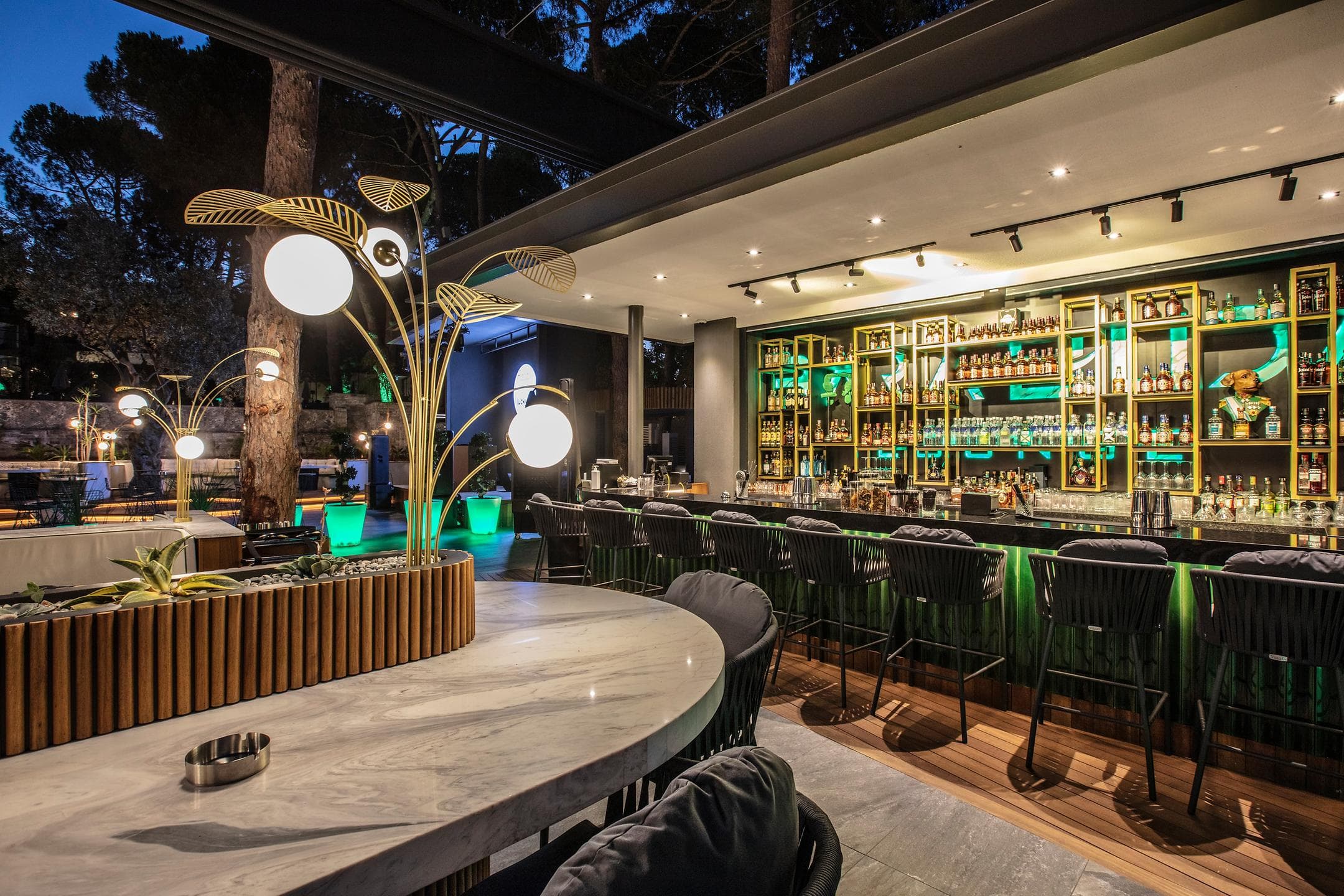 Unique Life Style Otel-44