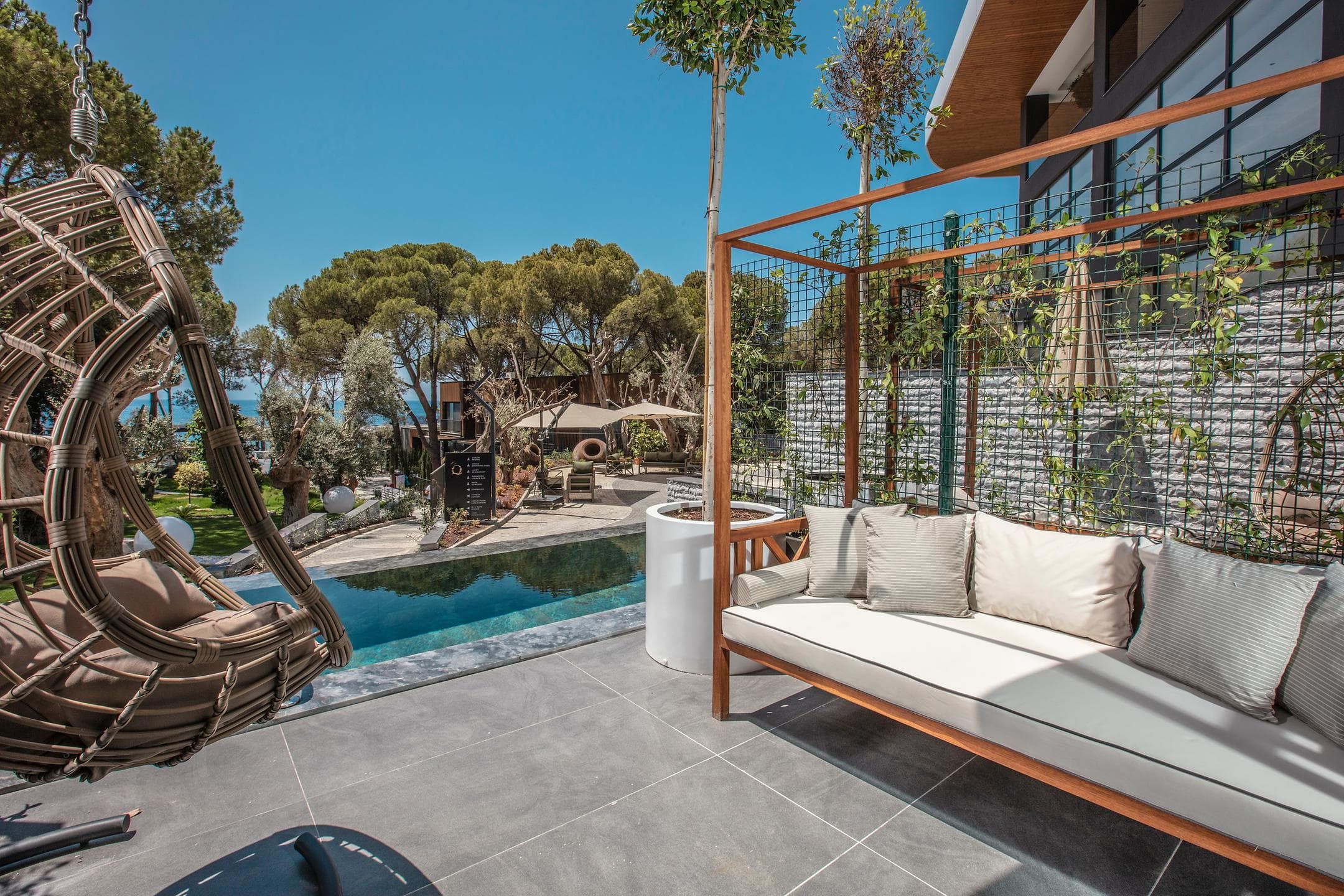 Unique Life Style Otel-37