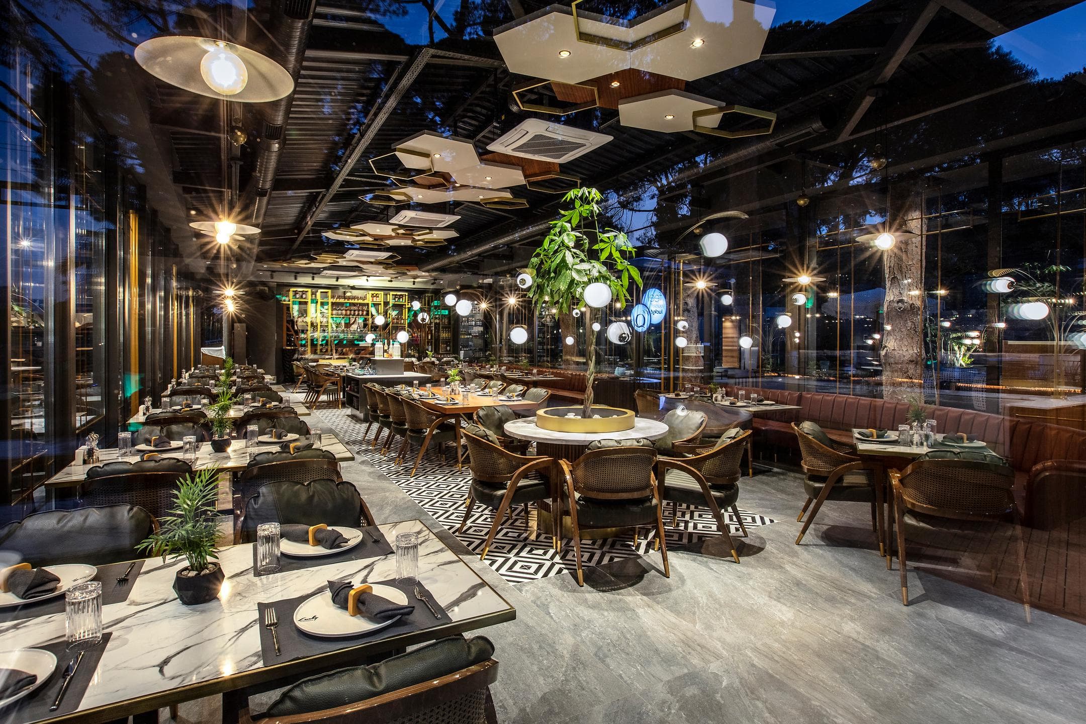 Unique Life Style Otel-50