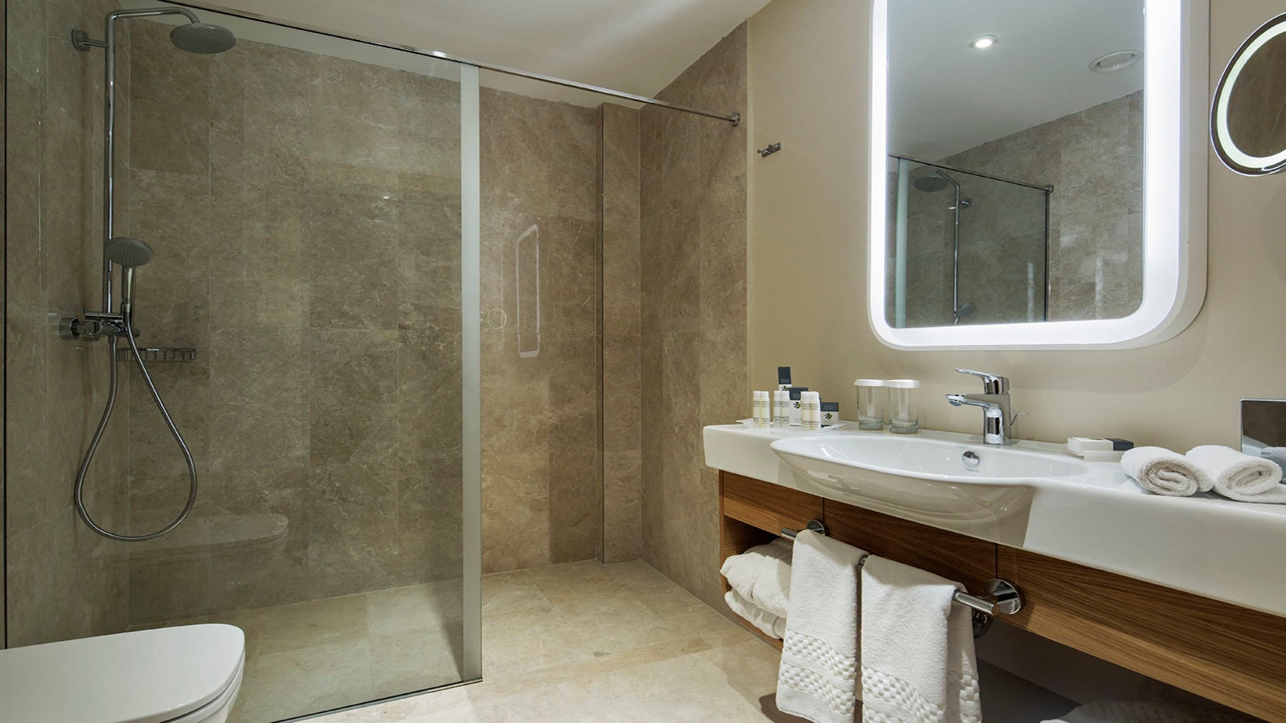 DoubleTree by Hilton İstanbul Tuzla -30