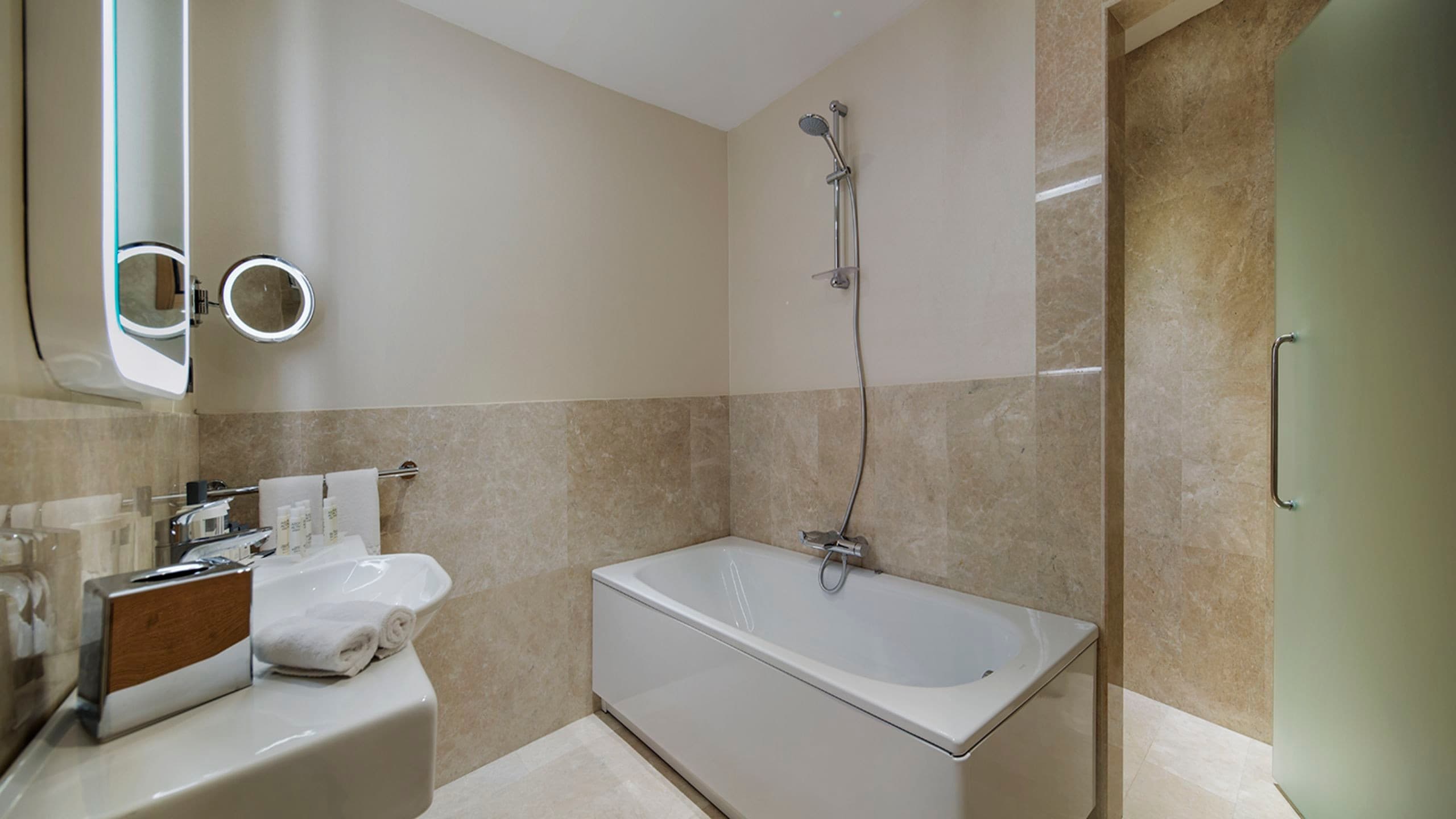DoubleTree by Hilton İstanbul Tuzla -34